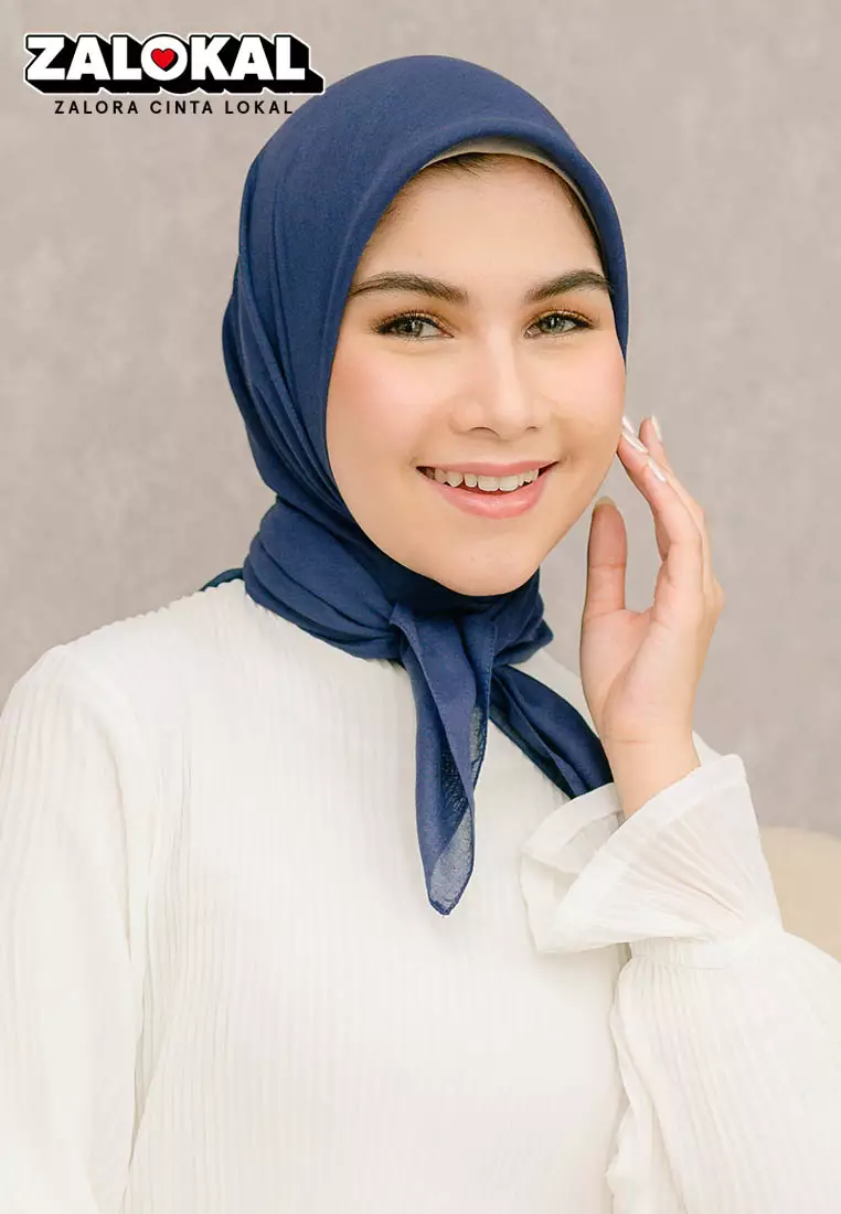 Theya Voal Square Navy