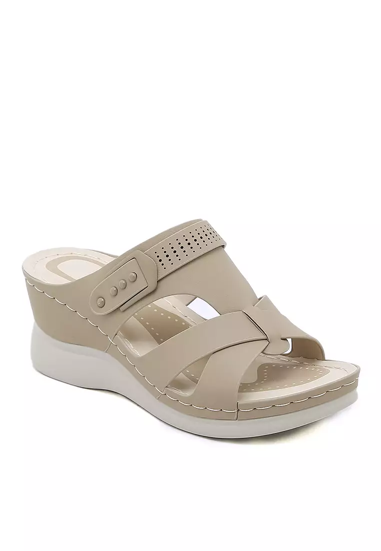 wedge sandals for women