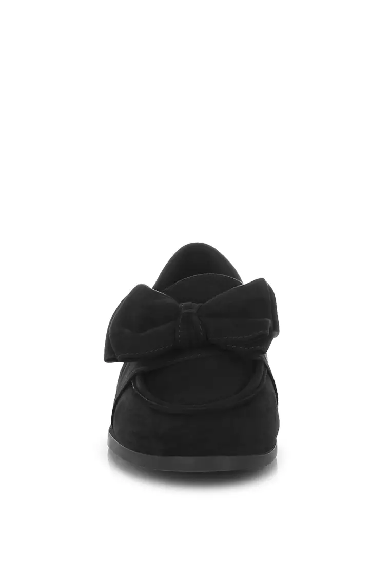 Sepatu Loafer Hak Aksen Pita Warna Hitam