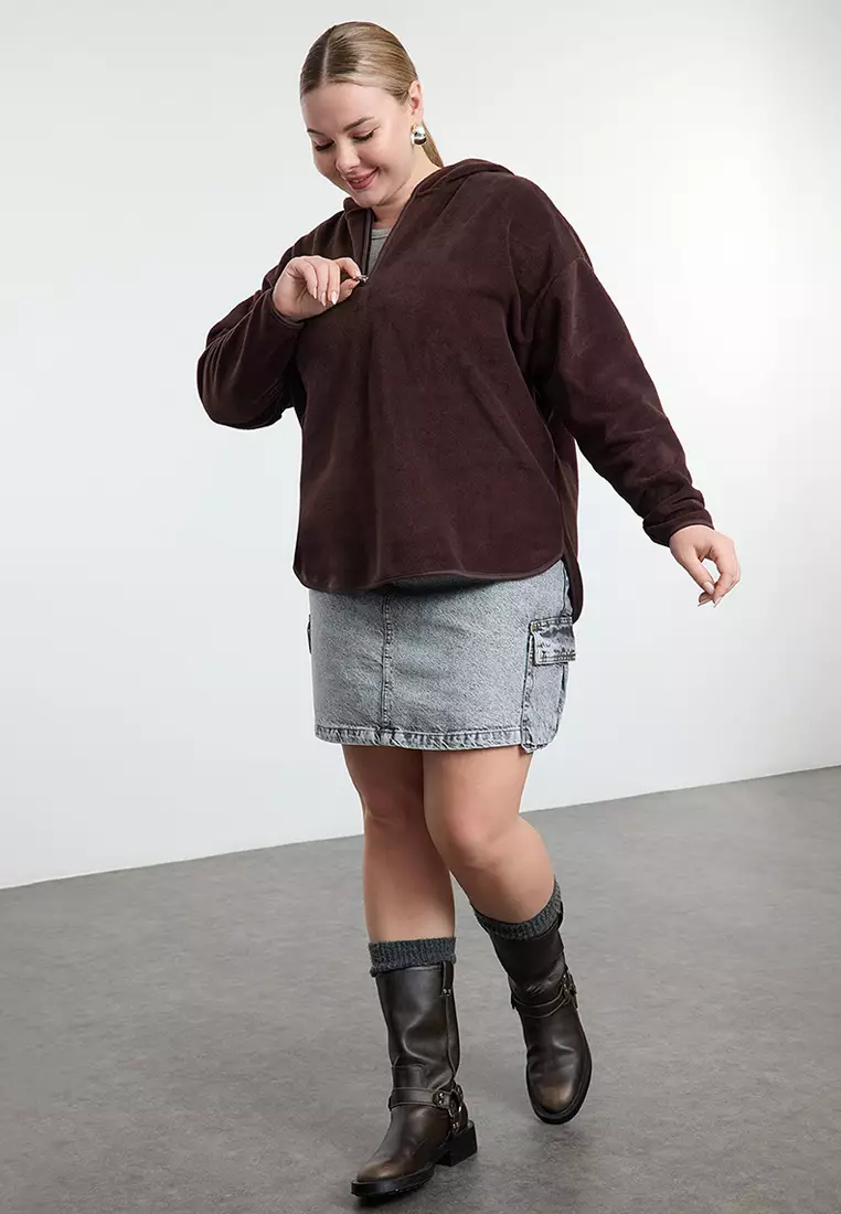 Brown Thick Fleece Hooded And Zippered Oversize Knitted Plus Size Sweatshirt Tbbaw25Ao00030