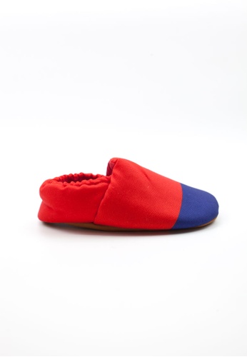 Buy Canvas Avenue Red Two Tone Baby Crib Shoes Online On Zalora