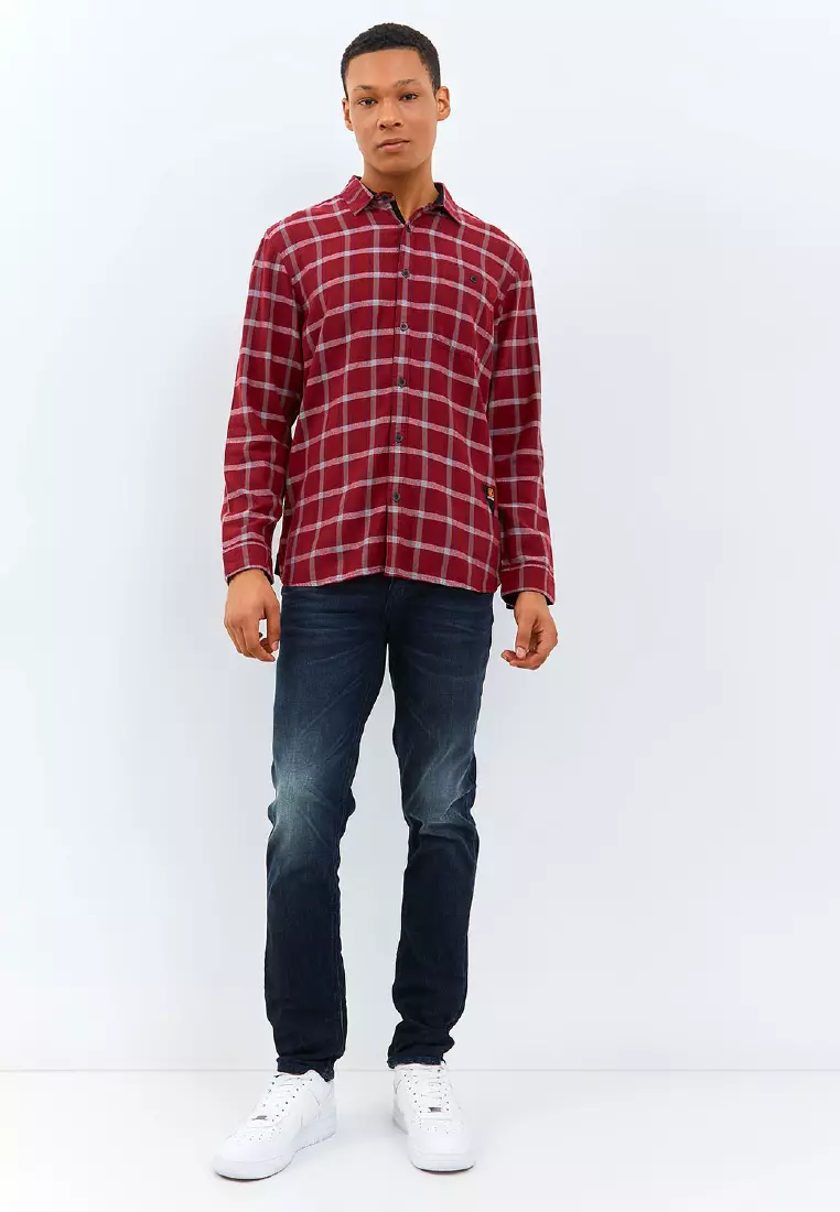 EMBA DENIM - Kemeja Flannel Pria Lengan Panjang Regular Fit Motif Kotak Warna Merah - Vesta One