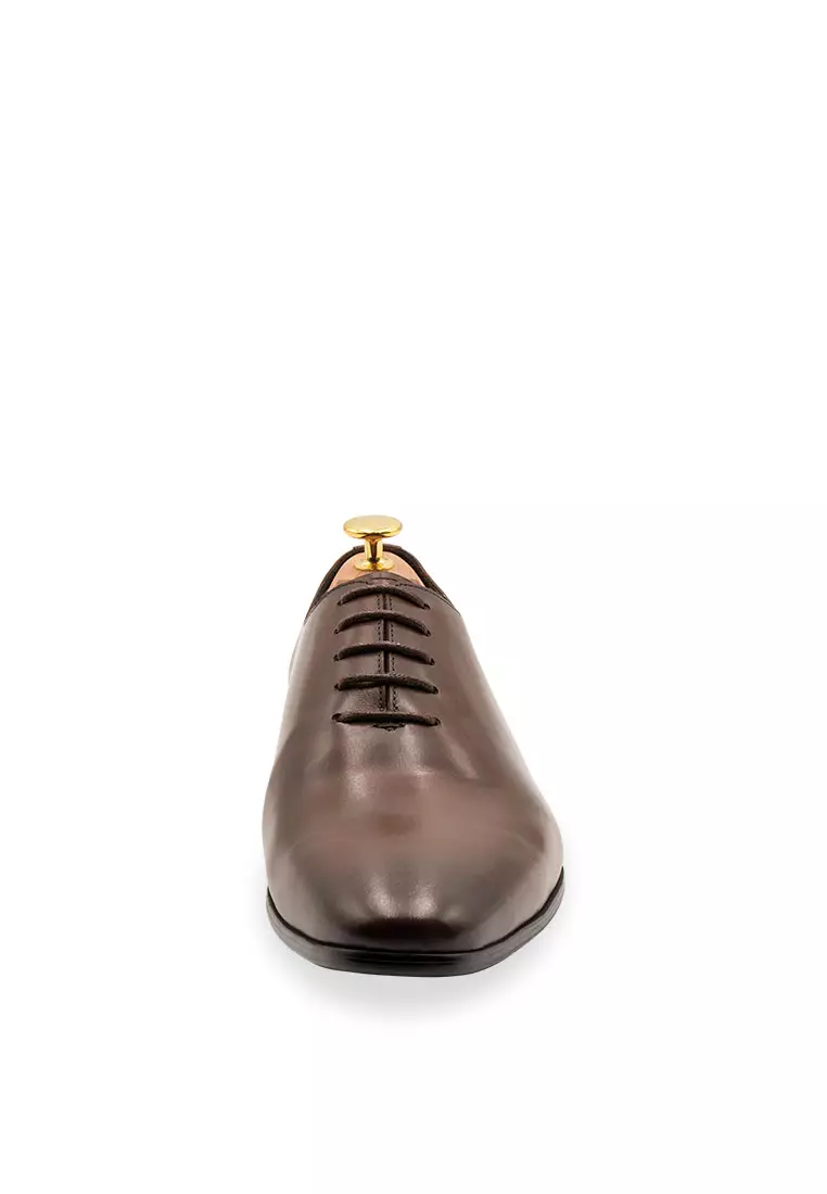 Carlota Wholecut Walnut Oxford