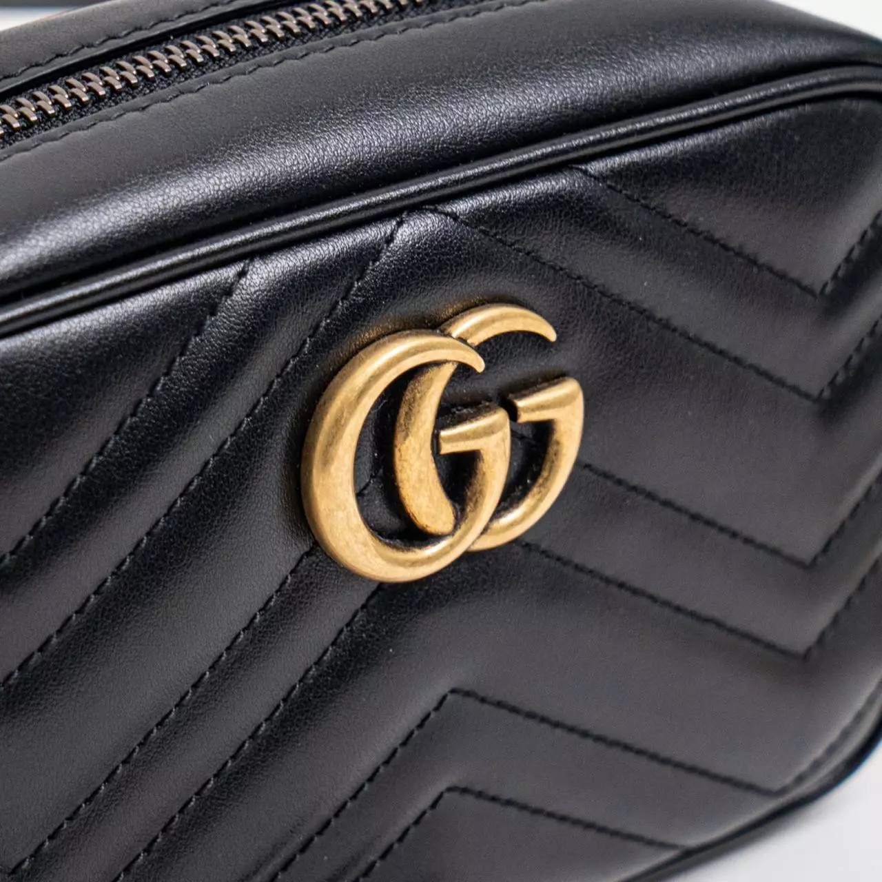 Jual Gucci Gucci GG Marmont Camera Bag Mini Black Ghw Original 2023