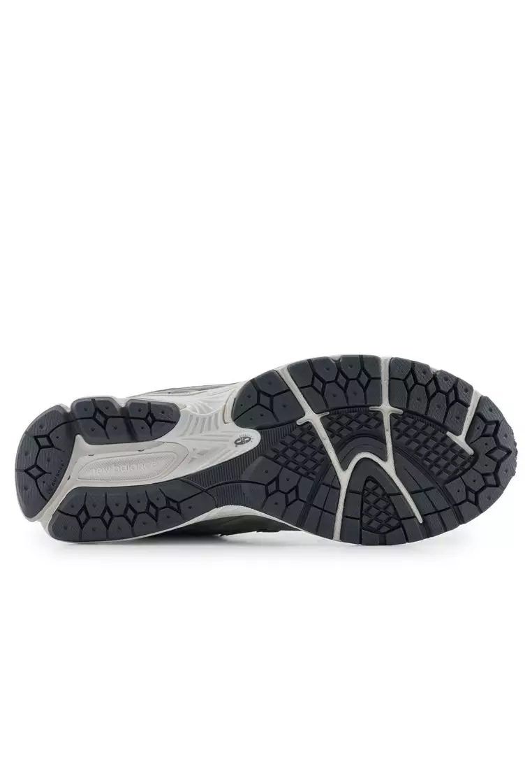New Balance Unisex 2002R  - Grey Matter