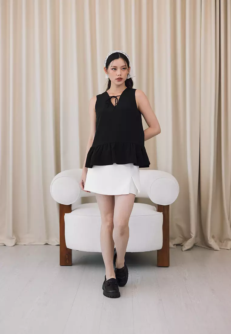 Blossom Tie Peplum Top in Black