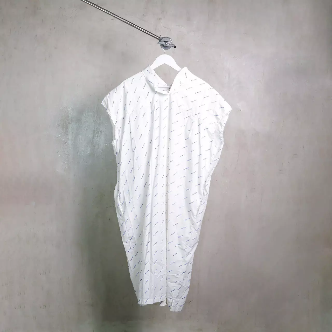 Dress BALENCIAGA ALL OVER TEXT BLACK WHITE DRESS 100% ORIGINAL