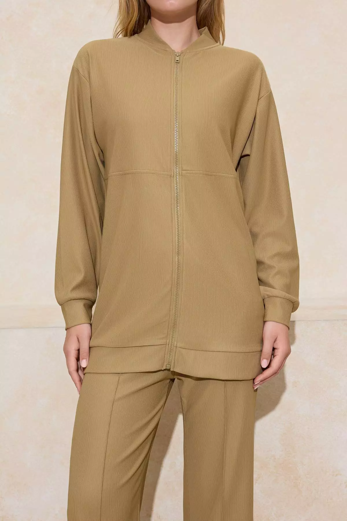 Khaki Oversized Textured Zippered Tracksuit Set Tctaw25En00004