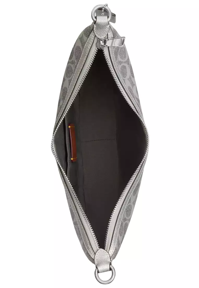 Aria Shoulder Bag In Signature Canvas - Gray/ Silver CCL27