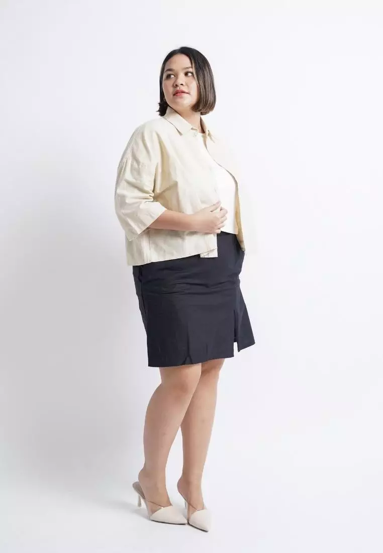 Plus Size Shirt Seo Jin Khakis