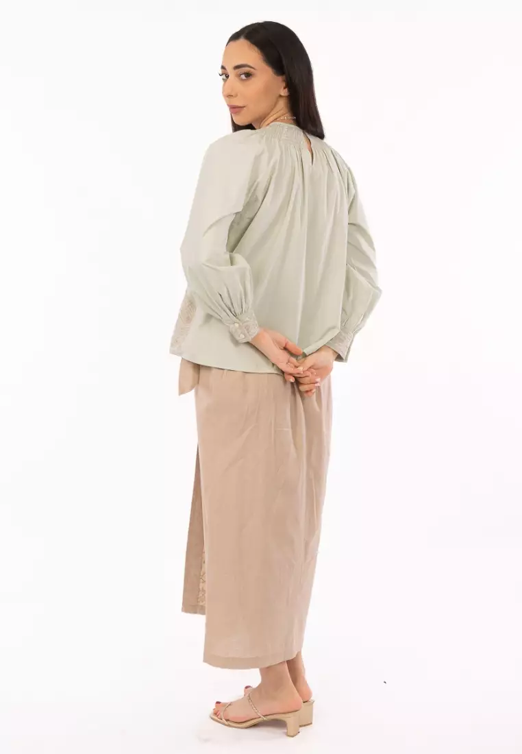 East India Company - Chelsea - Smocked Embroidered Boho Blouse