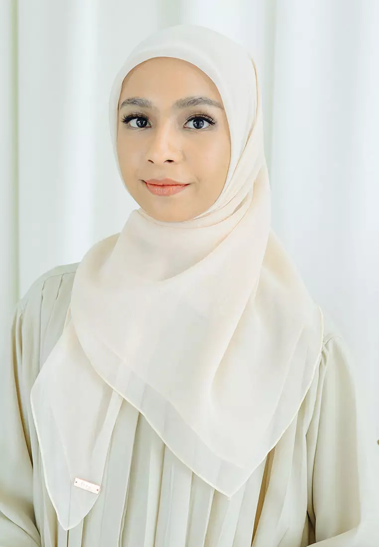 Kirana Paris Plain Japan Champagne