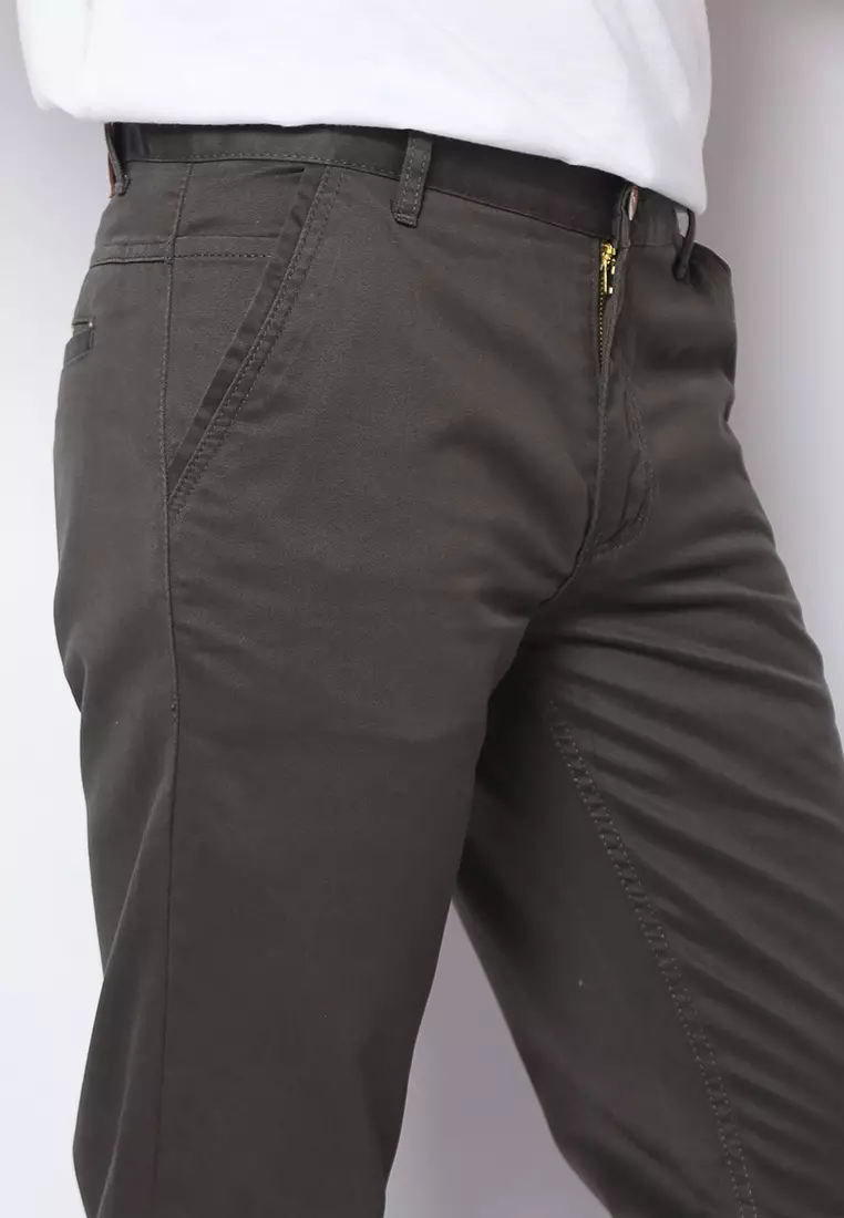 Twill Celana Panjang Pria Reguler Fit Charming Abu Tua 122502