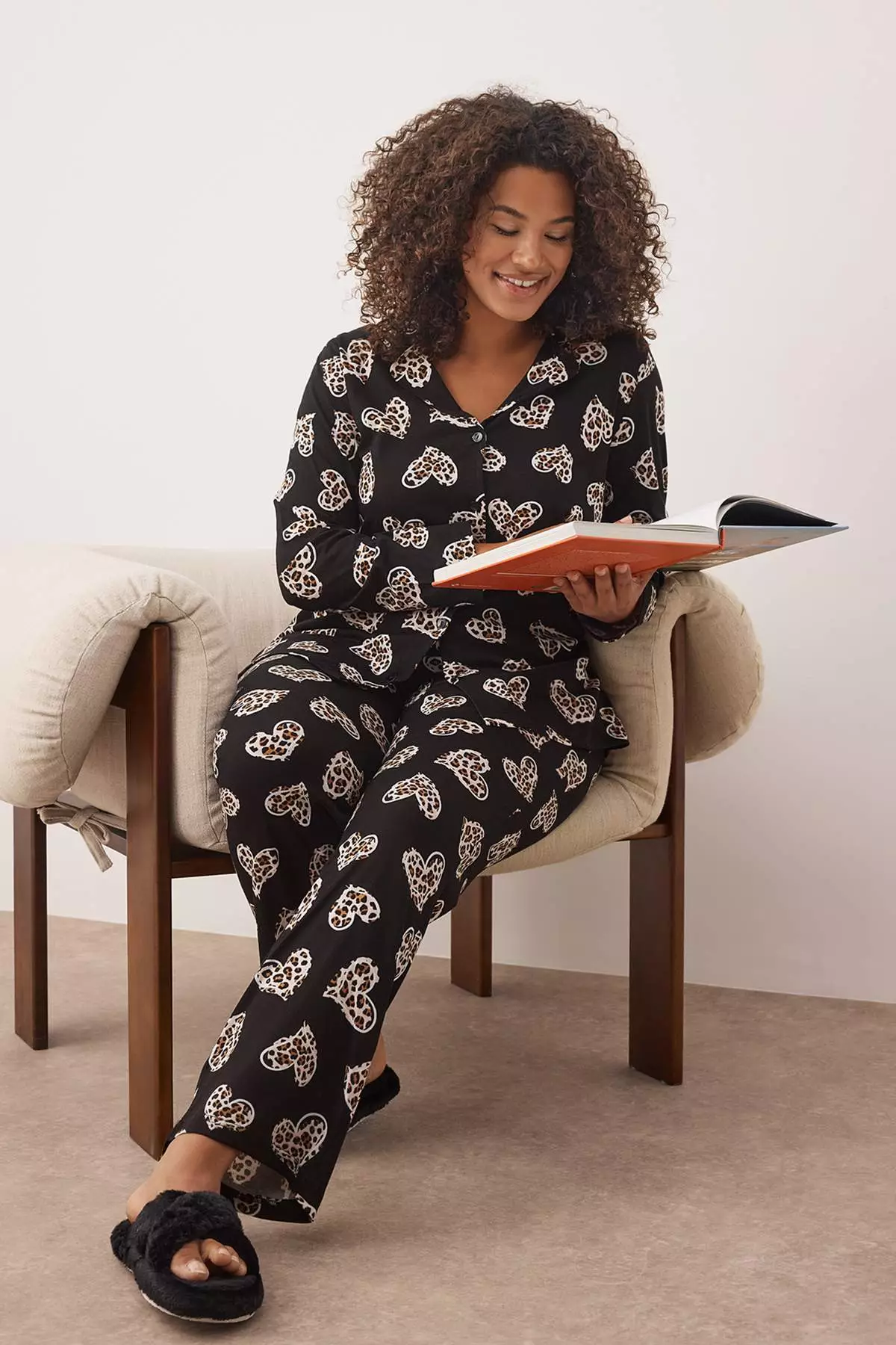 Black 100% Cotton Heart & Leopard Patterned Shirt-Pants Knitted Pajama Set Tbbaw26Ai00017