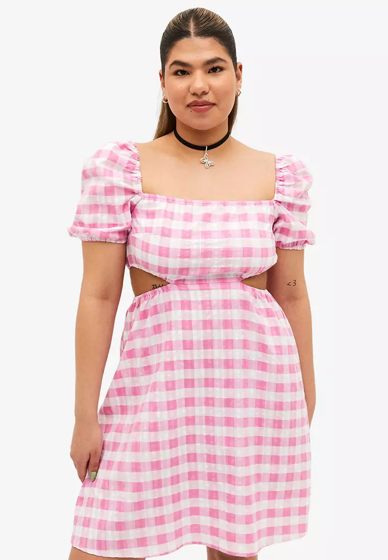 Square-Neck Puff-Sleeve Dress in Gingham Seersucker