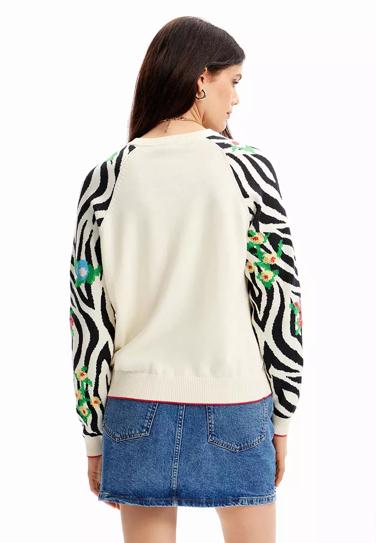 Desigual Woman Embroidered zebra pullover.
