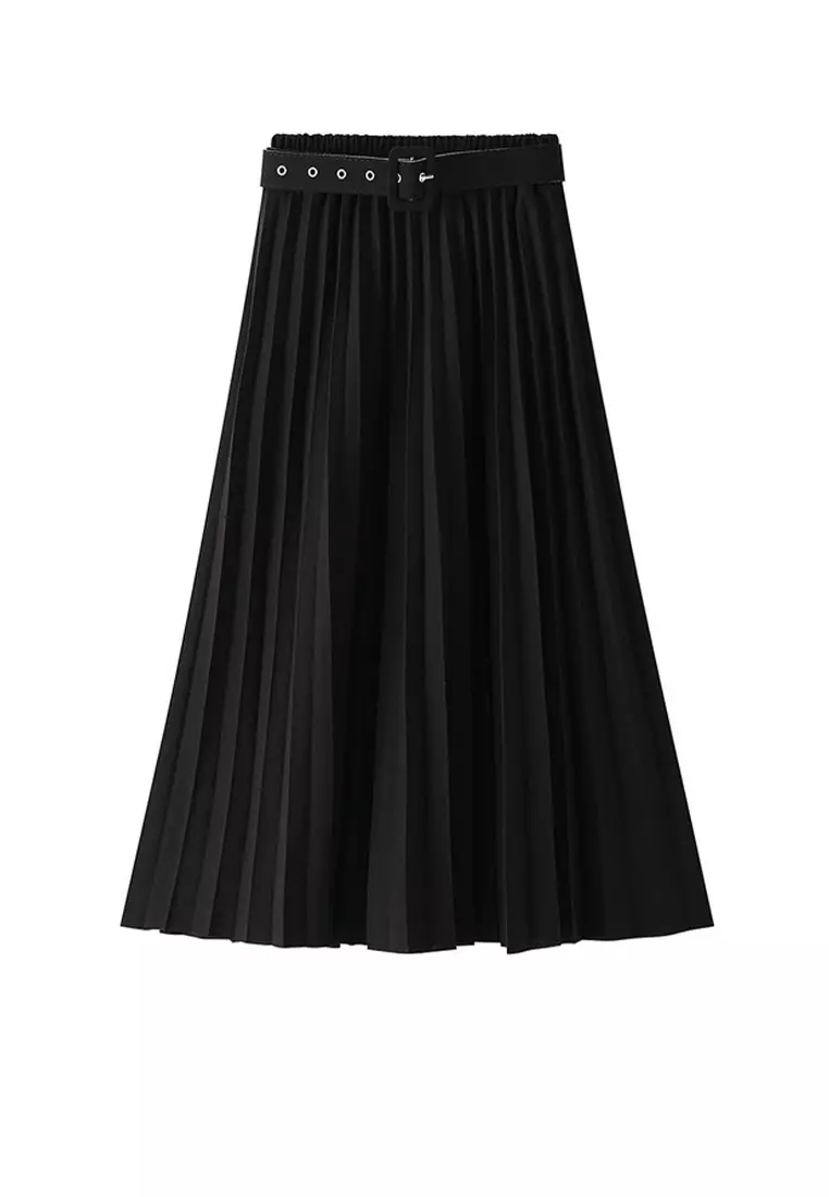 Elasticated black pleated clearance skirt