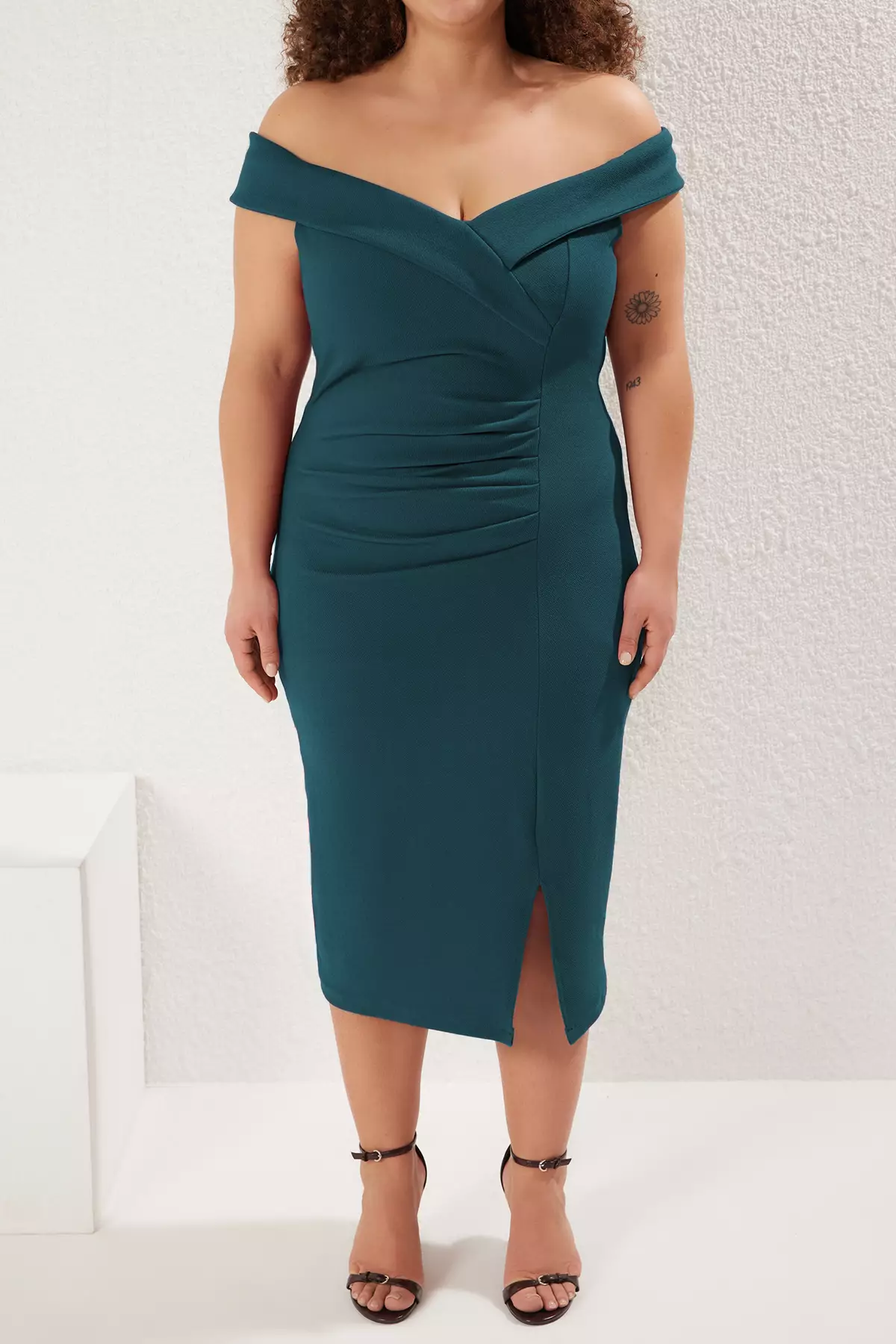 Emerald Green Bodycon Shirred Detail Knitted Plus Size Dress Tbbaw23Ah00185