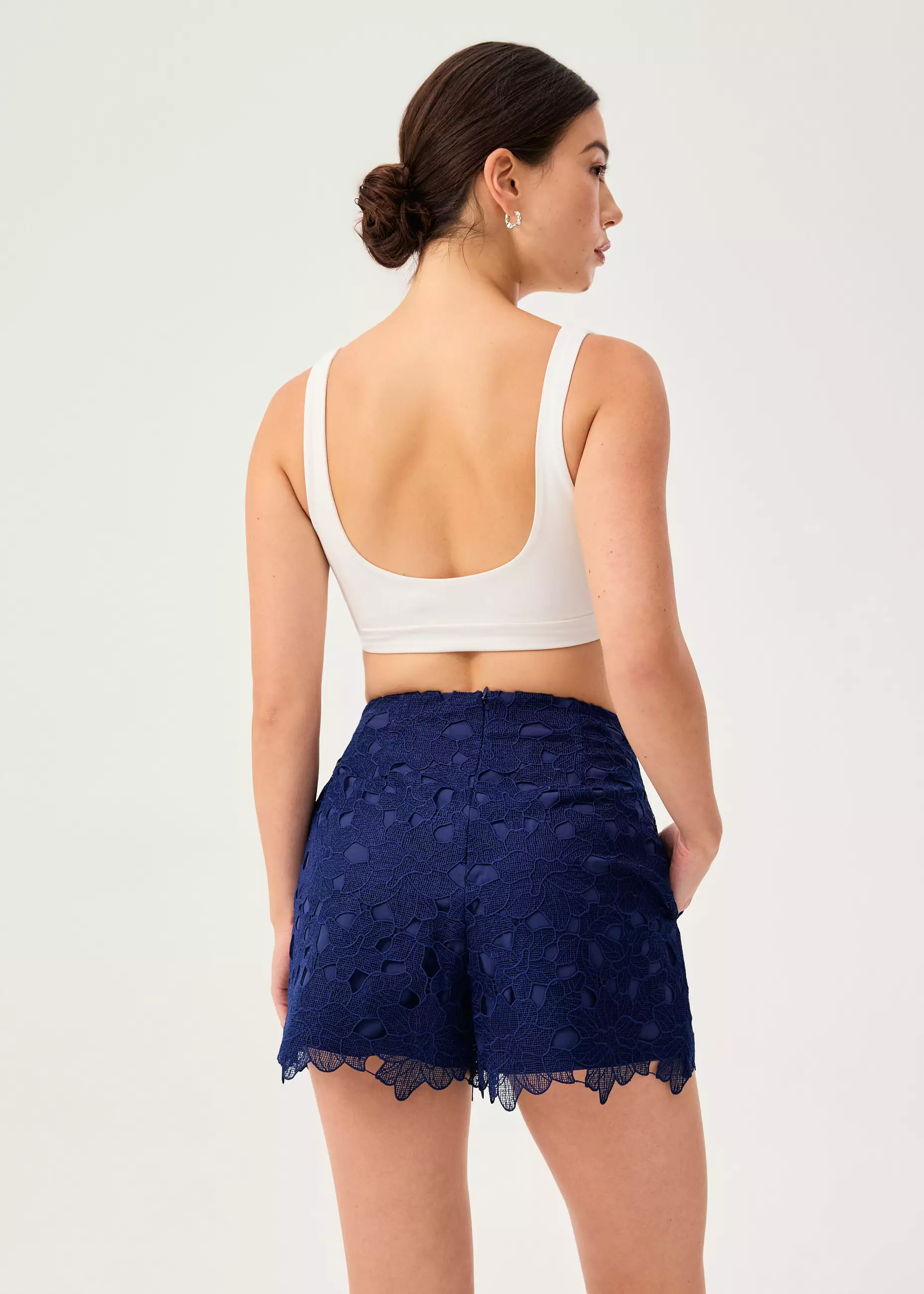 Celana Pendek Wanita - Floral Lace A-line Shorts