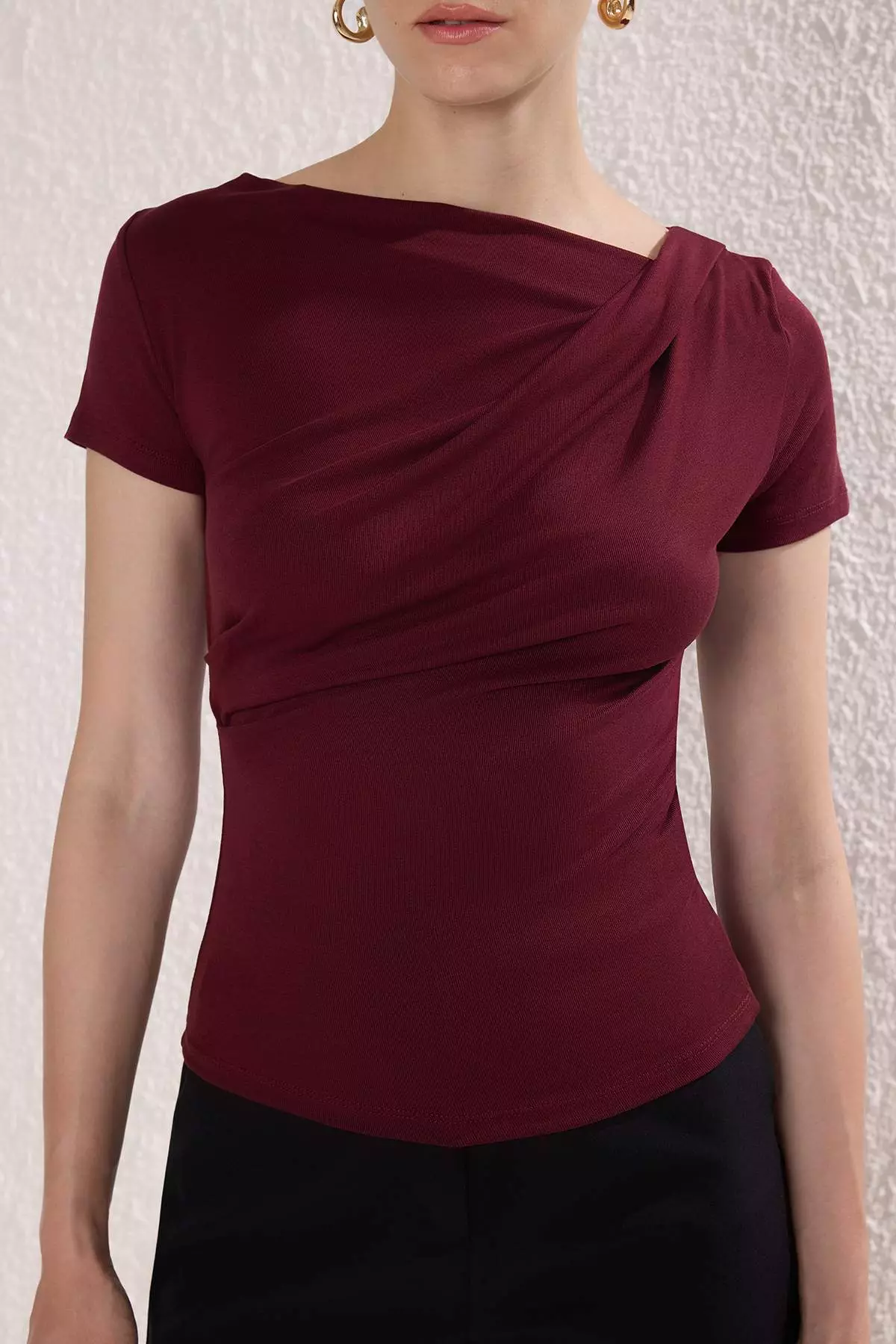 Burgundy Gather/Drape Detailed Fitted/Fitted Knitted Blouse
