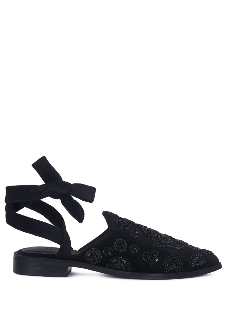 Mande Embroidered Embroidered Velvet Mules in Black