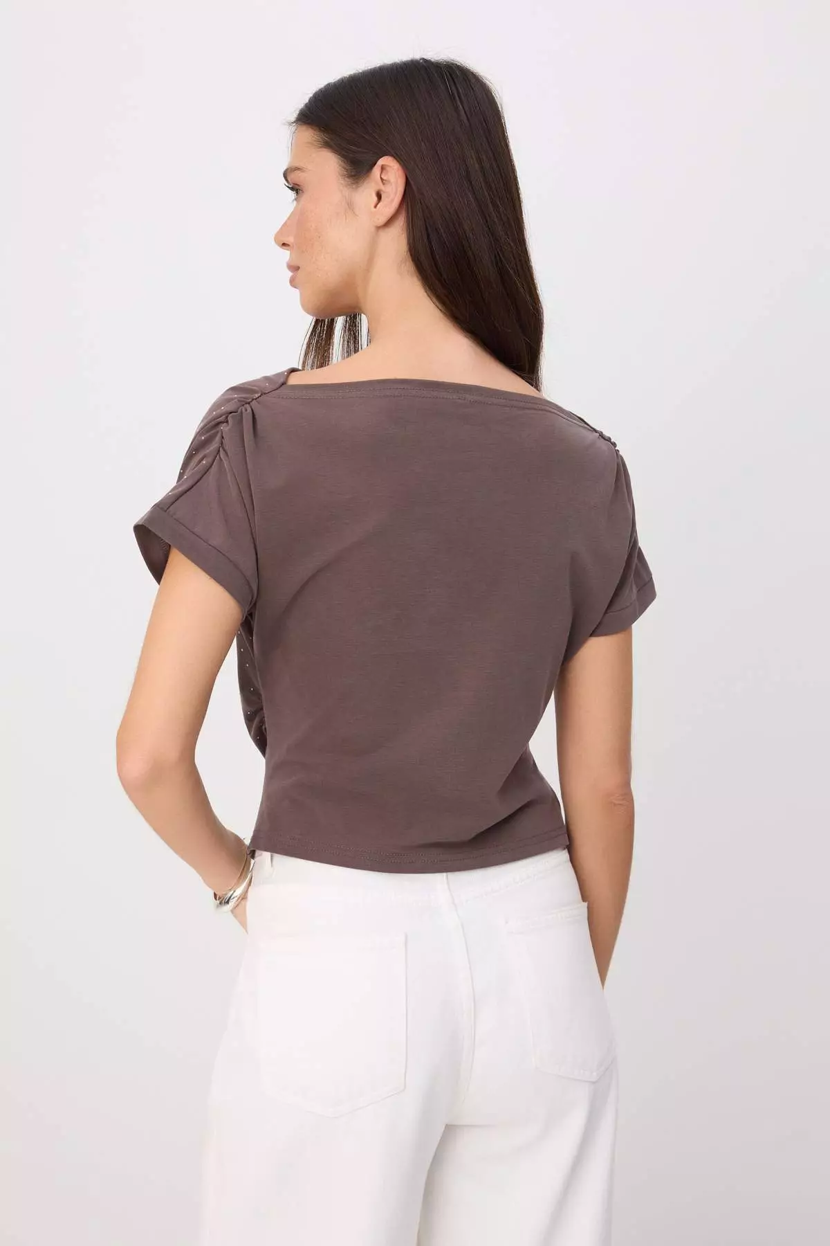 Light Brown Premium Lyocell Content Soft Knitted Blouse With Degaje Collar Stone Detail Twoss26Bz00714