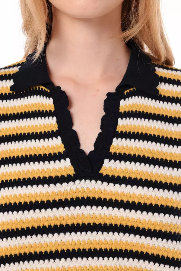 MINIMAL - Amara - Atasan Rajut Bertekstur - Mustard Colour Mustard