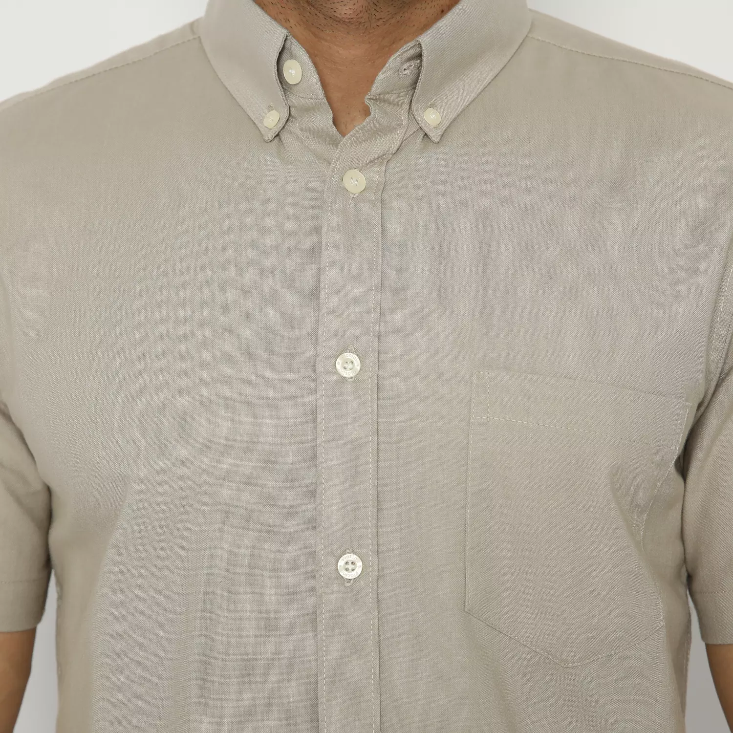 Platini Kemeja Pria Lengan Pendek Basic katun oxford Cream  63213