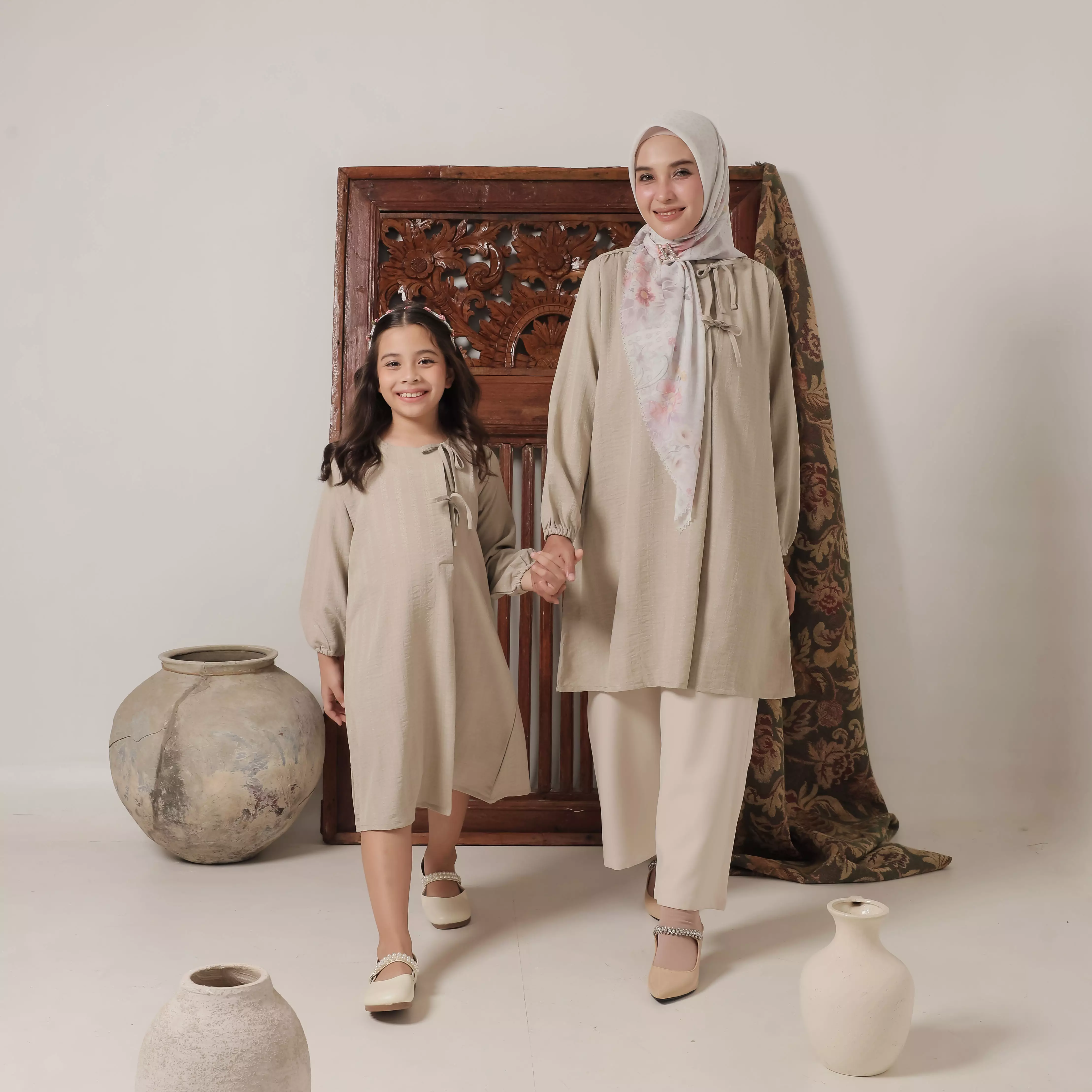 Pito Dito x MFMW Sarimbit Keluarga - Leebul Dress Anak Beige