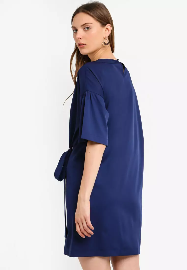 Jual ZALORA Mid Sleeves Shift Dress Original 2024 ZALORA Indonesia