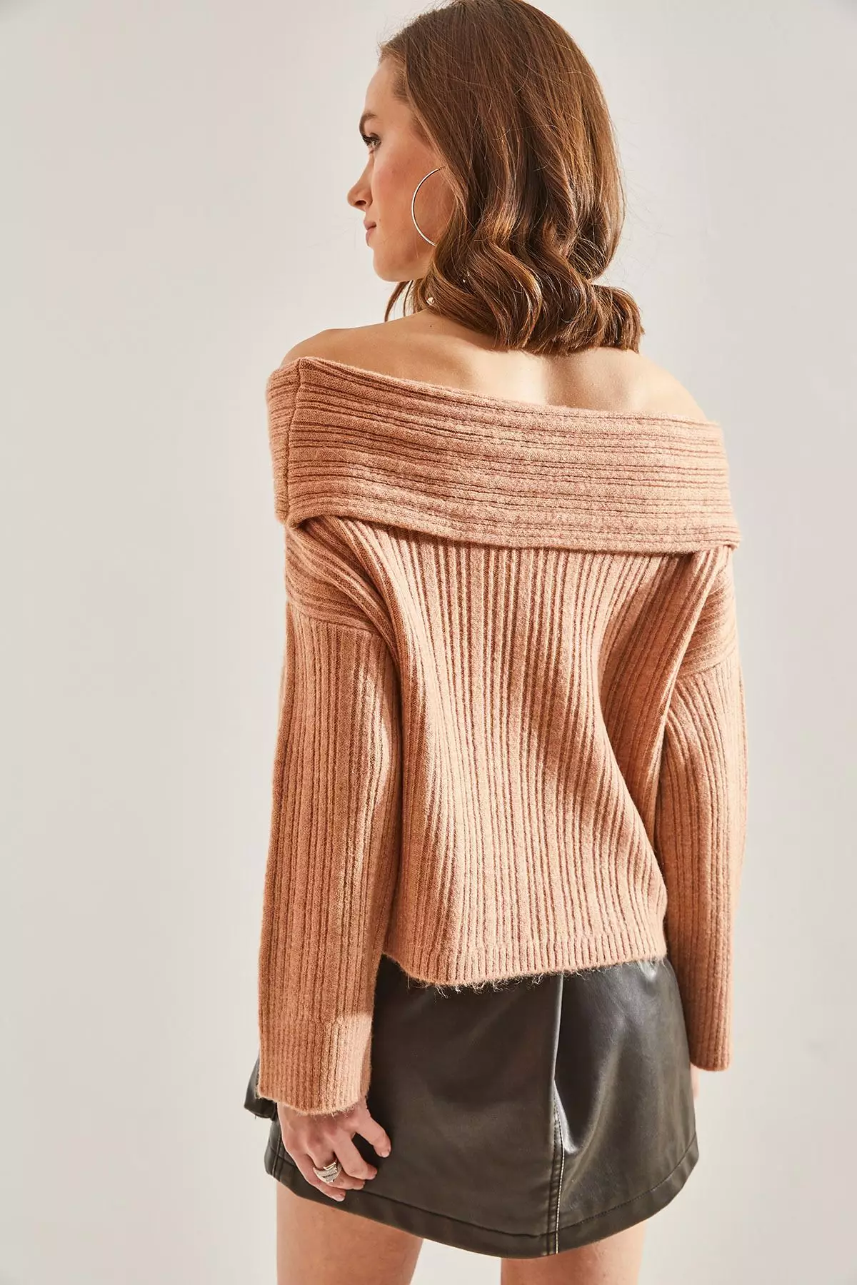Women's Ruffle Collar Sweater