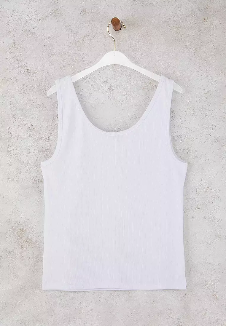 Plus Size Sleeveless Tank Top
