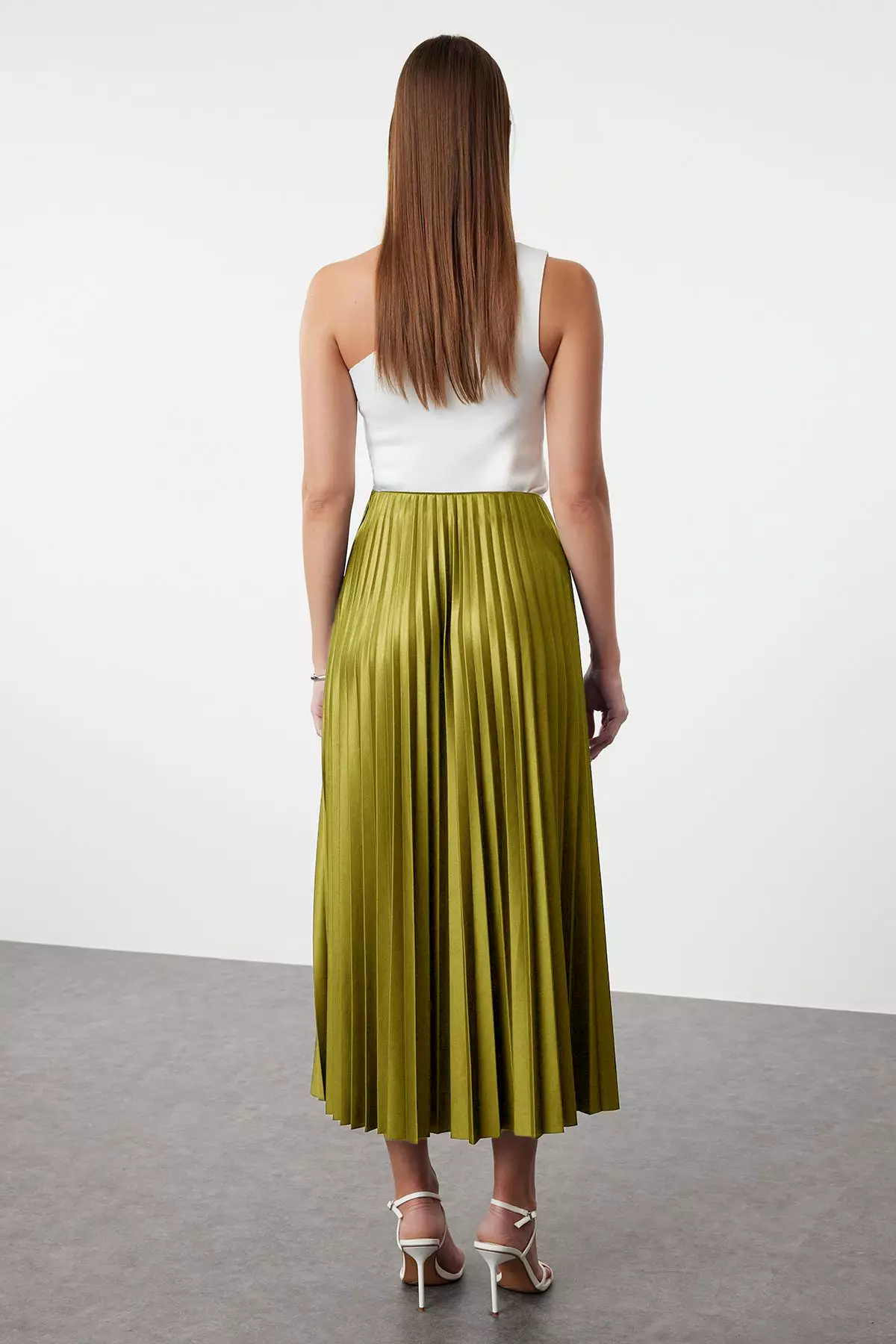 Pleated Maxi Knitted Skirt