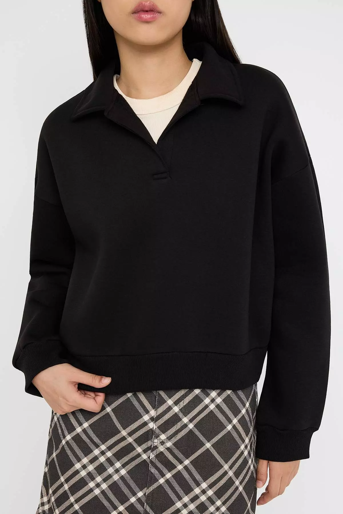 Teen Black Plain Regular Pattern Knitted Sweatshirt Twoaw26Sw00049