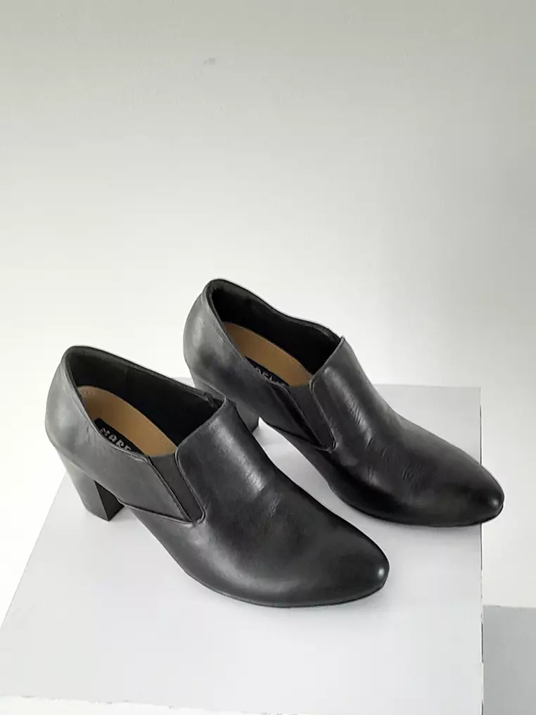 Felicya Sepatu Ankle boots Wanita guinne leather