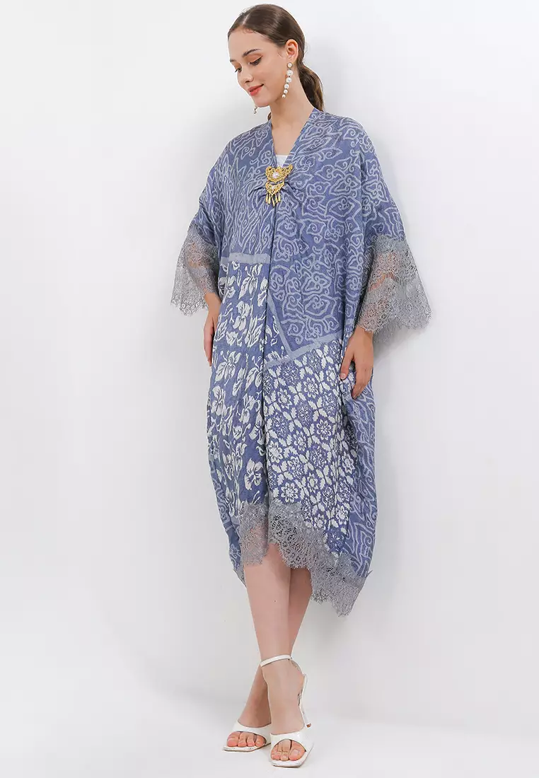 Batik Rizqina Kaftan Syahira Batik Wanita - Kaftan Kaca - Grey - Batik Cap Peranakan Series - OOTD Batik - Batik Viscose Premium - Soft Tulle Organza