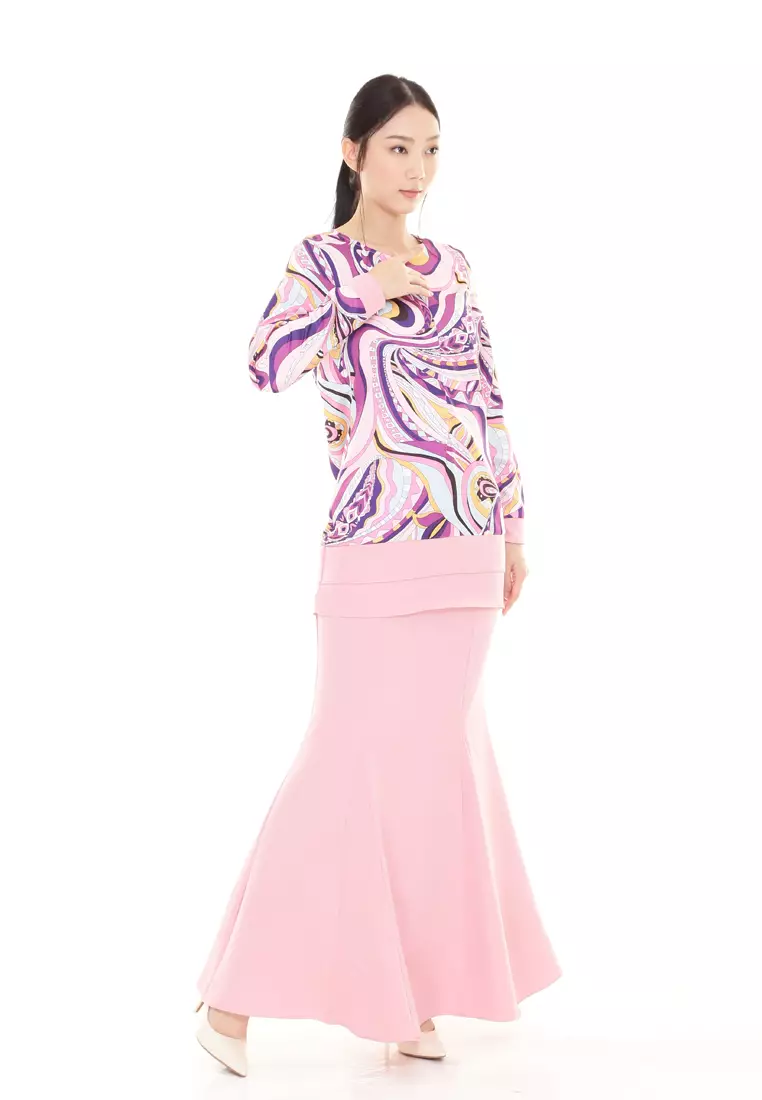 Ivy Kurung Modern layers Printed in Pink Batik