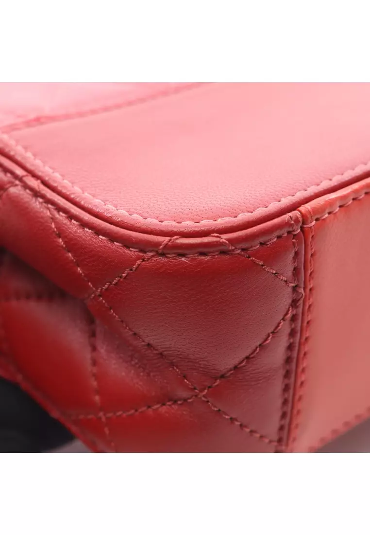 Pre-Loved Chanel matelasse chain shoulder bag leather Red multicolor gold hardware