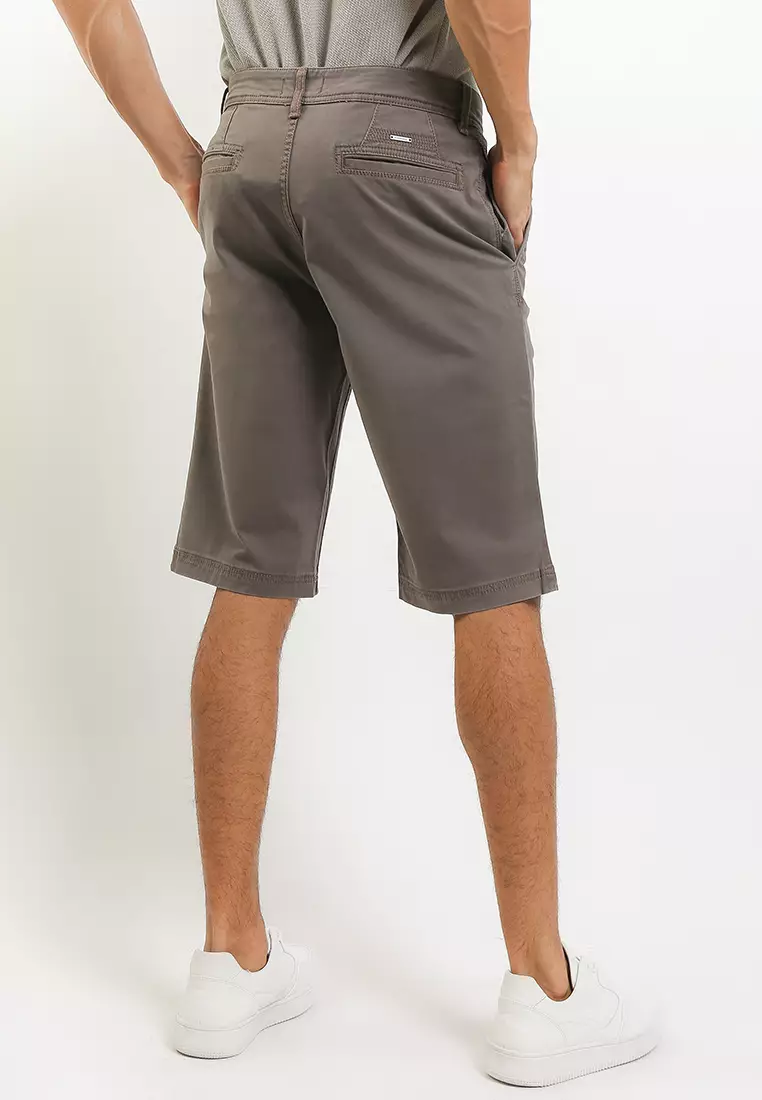 Ccsl Celana Pendek Bermuda