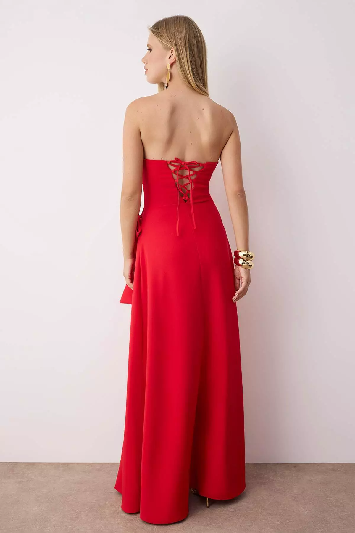 Red Strapless Back Detail Long Stylish Evening Dress