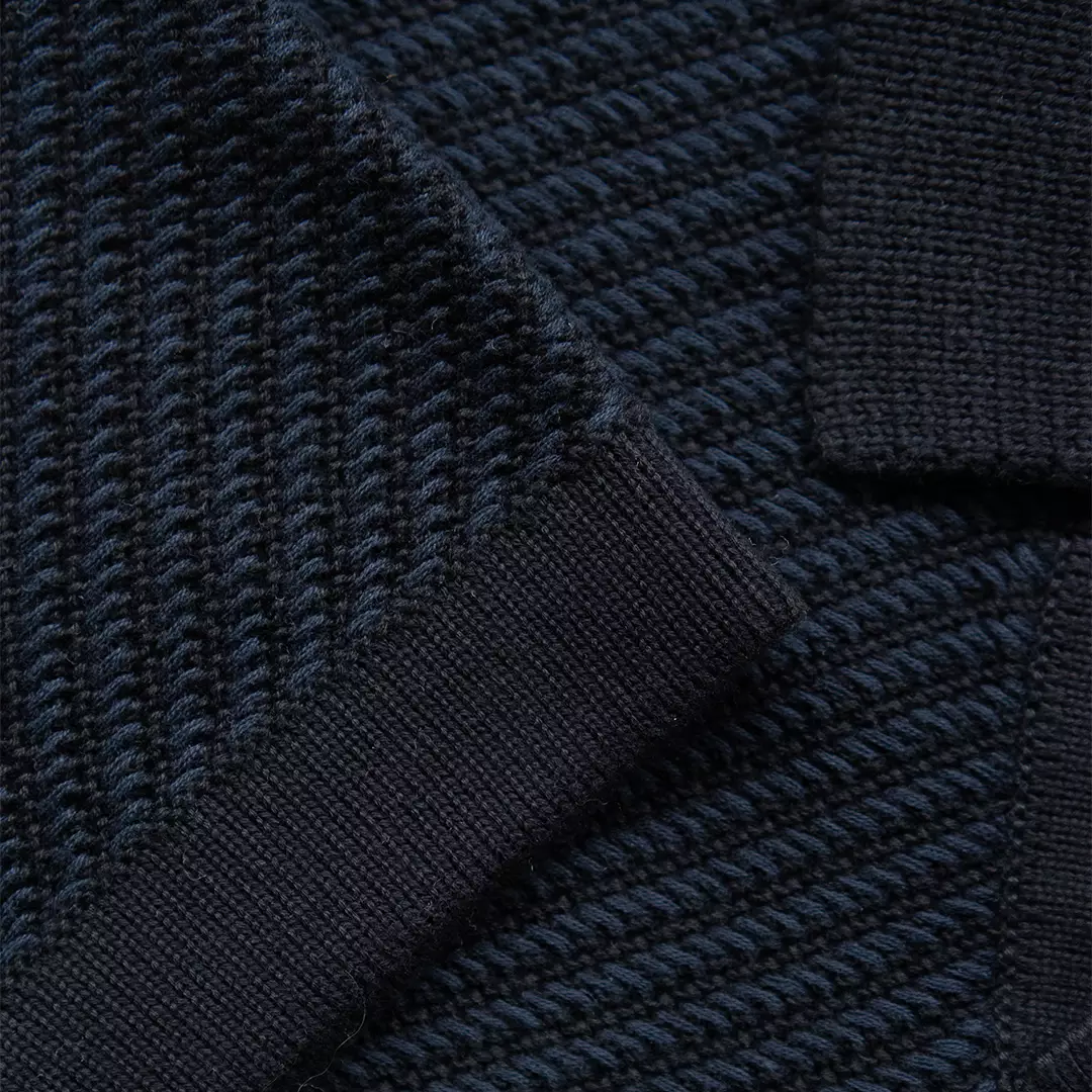 Kale Karl Black / Kaos rajut lengan pendek premium