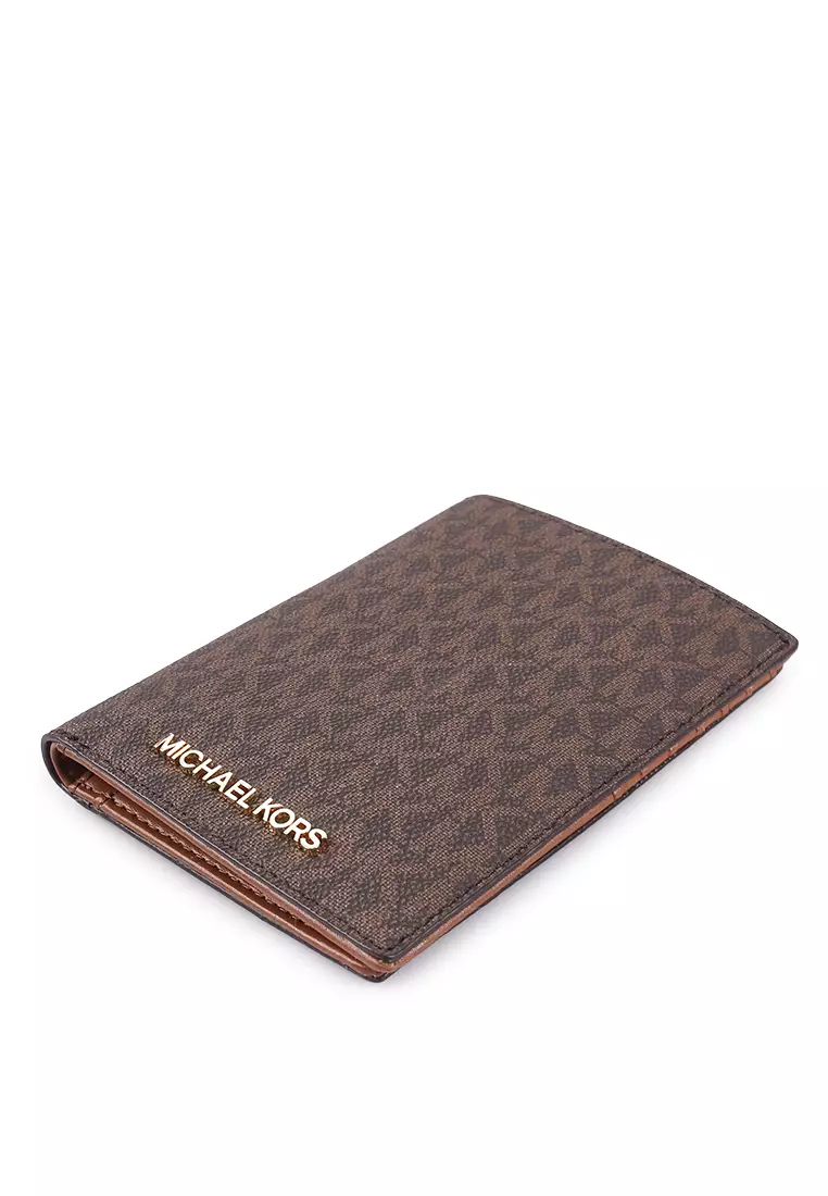 Michael kors passport clearance holder and luggage tag