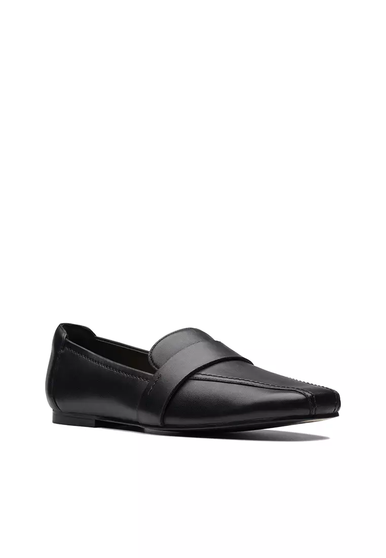 Discount on Clarks  shoes - SKU: Seren Flat Loafer Black