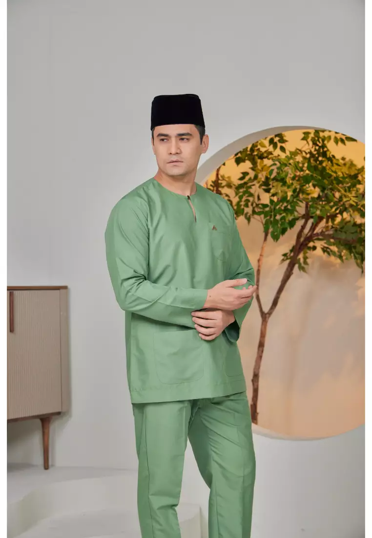 Baju Melayu Teluk Belanga
