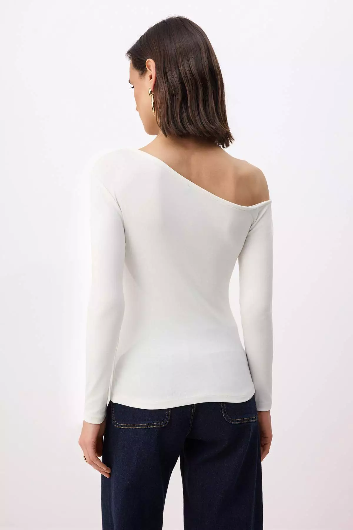 Ecru Fitted/Asymmetrical Collar Long Sleeve Stretchy Knitted Blouse Twoss26Bz719