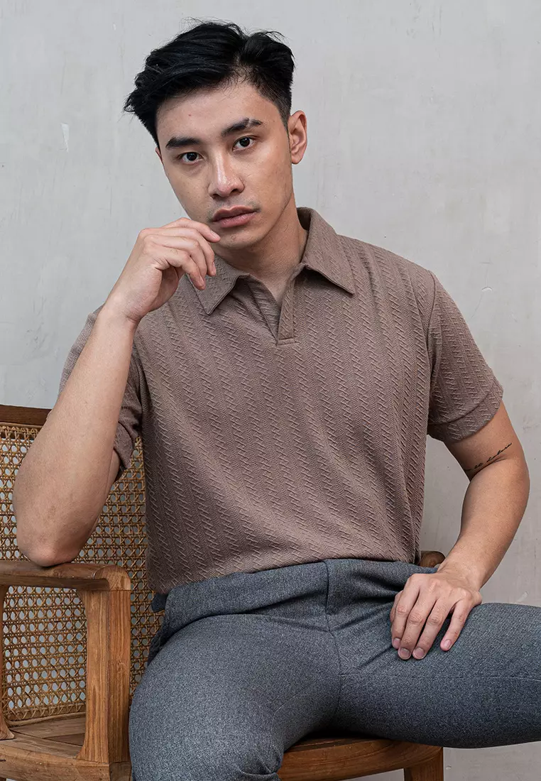 Houseofcuff Polo Shirt Rajut Stretch Lengan Pendek Pria Coklat Susu