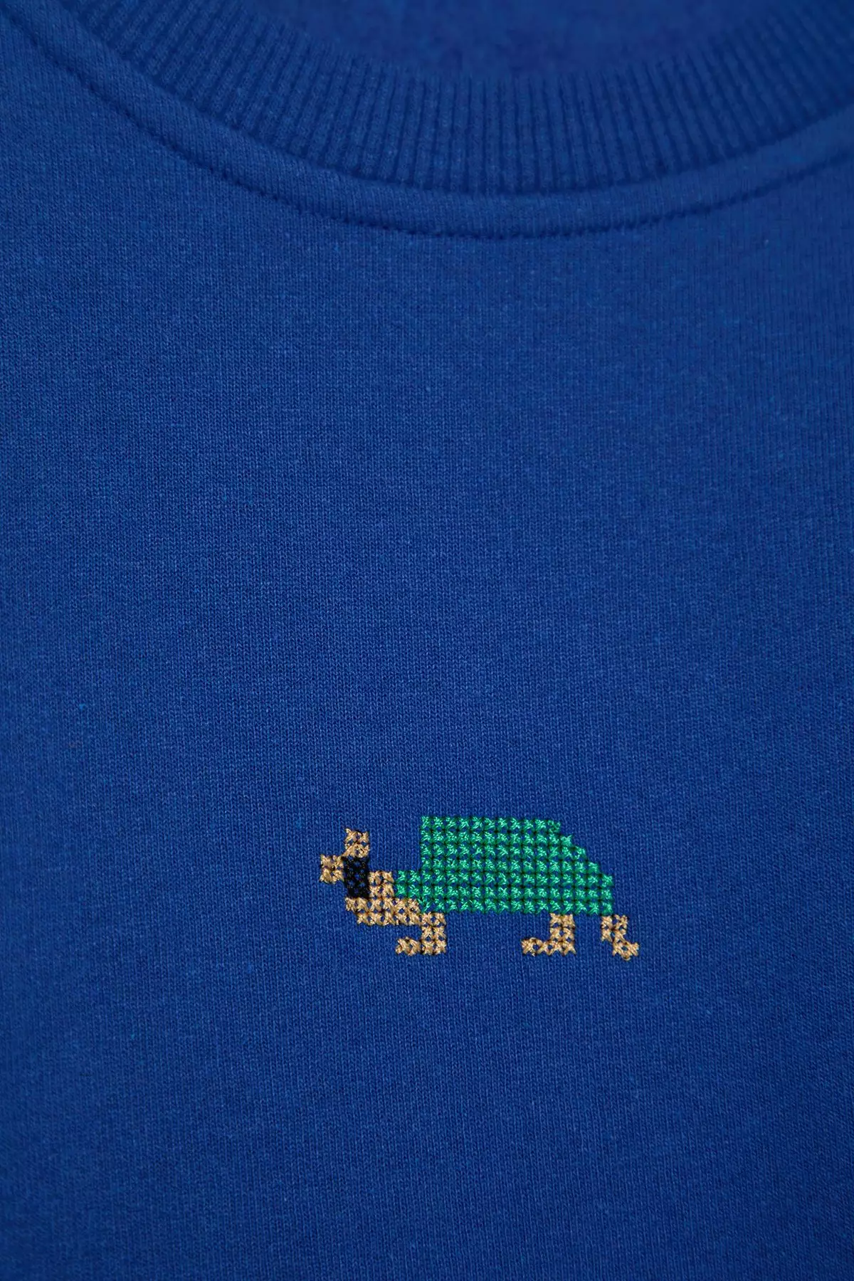 Indigo Regular/Normal Cut Crew Neck Etamine Animal Embroidered Sweatshirt TMNAW25SW00158