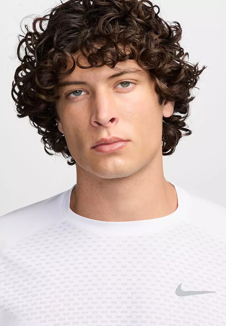 Stride Dri-FIT ADV Short-Sleeve Running Top