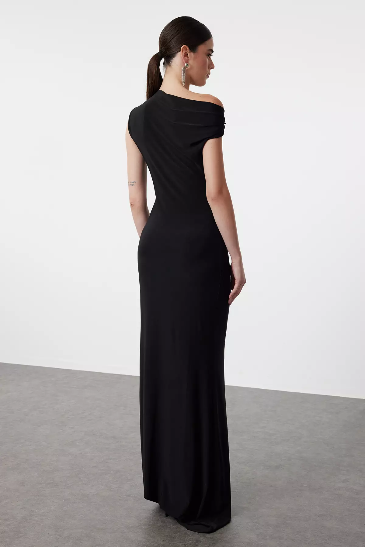 Fitted Evening Maxi Dress