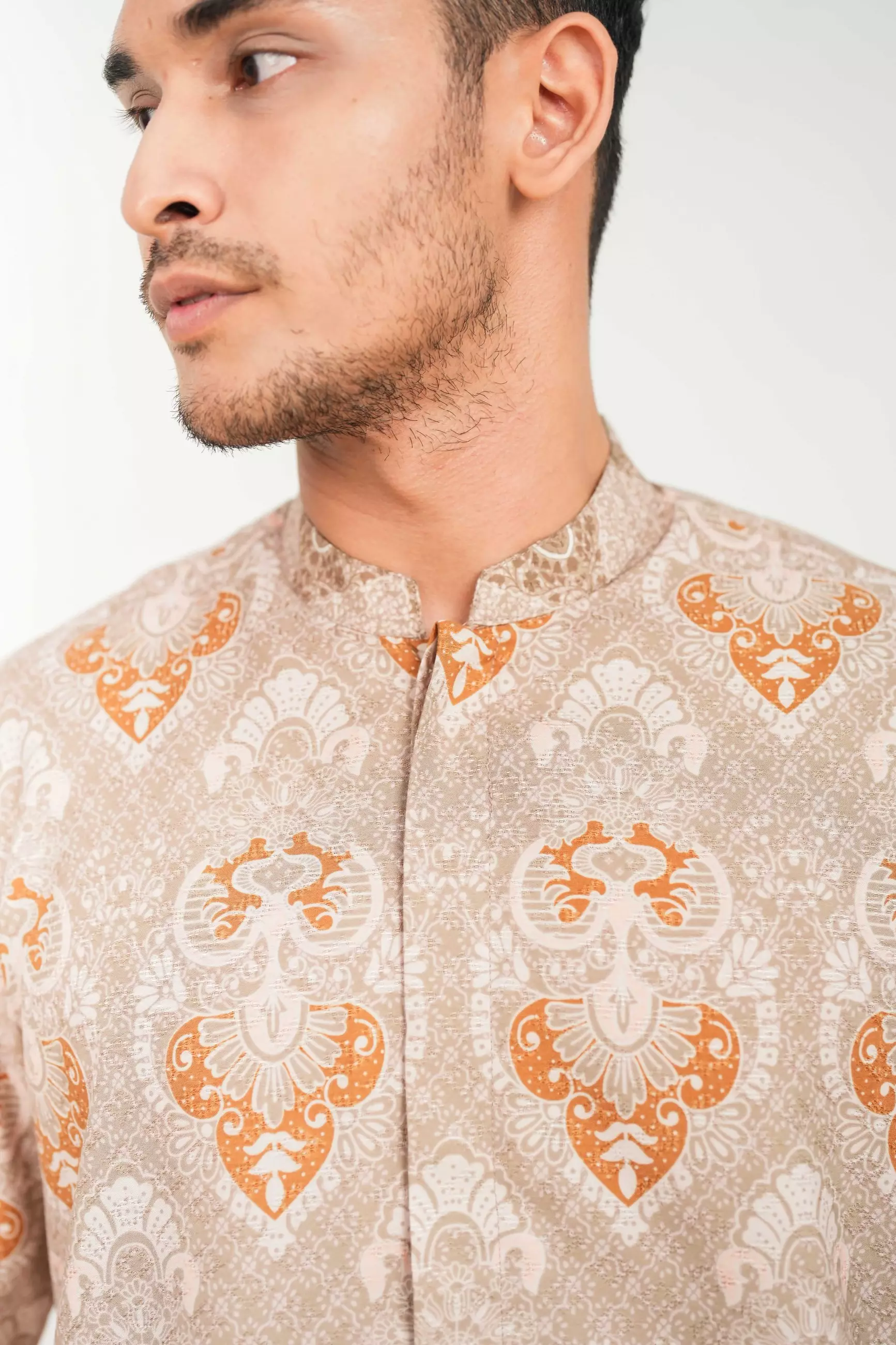 Sarimbit Senggala Mocca Kemeja Pria  Koko Lengan Pendek Regular Fit Furing